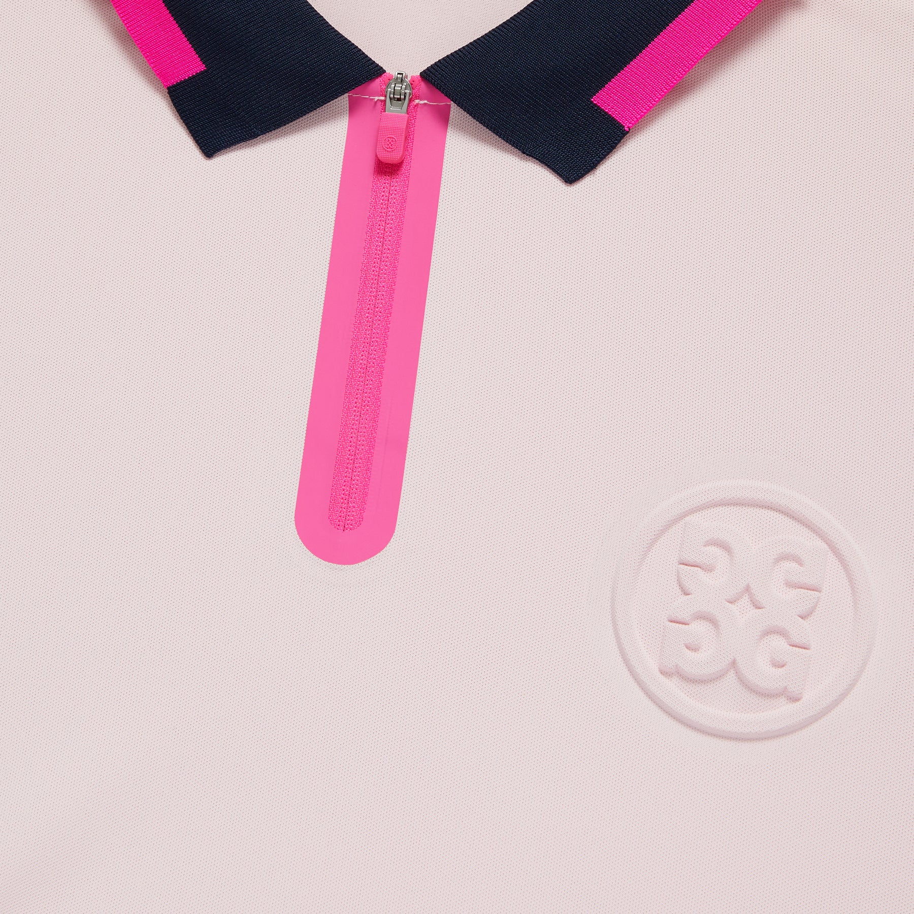 EMBOSSED LOGO RIB COLLAR QUARTER ZIP TECH PIQUÉ 男士 短袖POLO衫