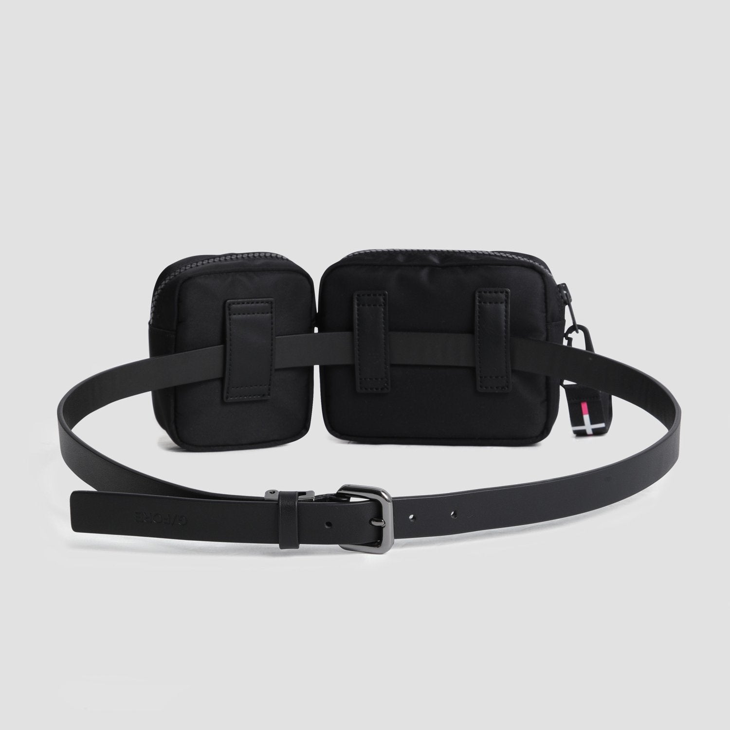 TWO POCKETS BELT BAG 肩背包